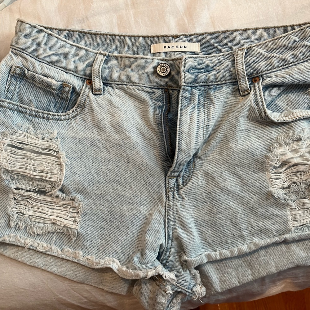 Size 27 PACSUN HIGH WAISTED SHORTS